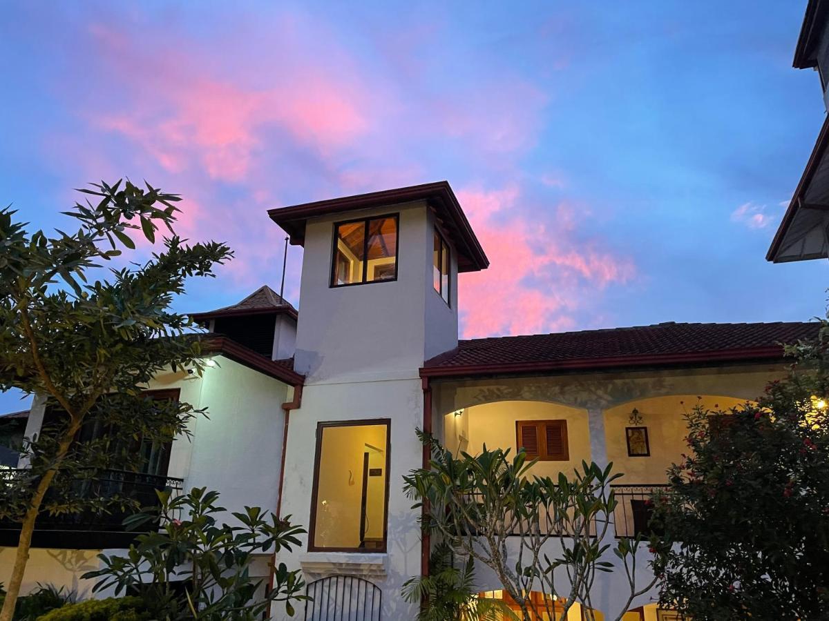 Elegant Hotel Kandy Dış mekan fotoğraf