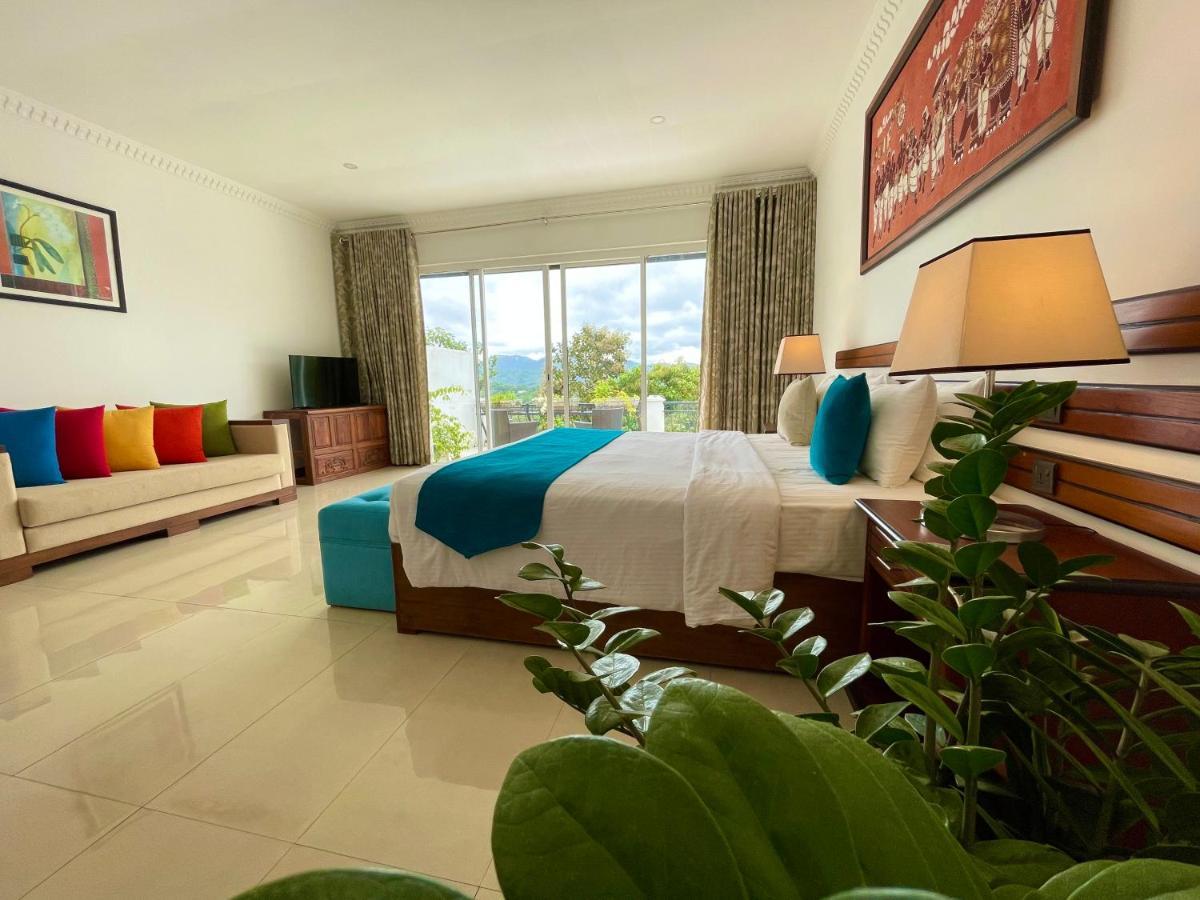 Elegant Hotel Kandy Dış mekan fotoğraf